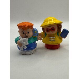 Fisher Price Little People Trip to the Vet Max and School Girl Maggie